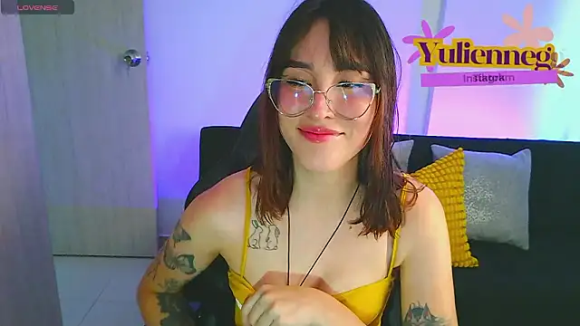 Yulienneg online show from 3, 2, 2026