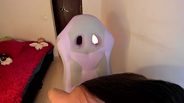 Snapshot of lain_t chatting on 16, 4, 2026 lain t online show from 16, 4, 2026