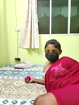 Hot-Sexy-Riya online show from 19, 9, 2025