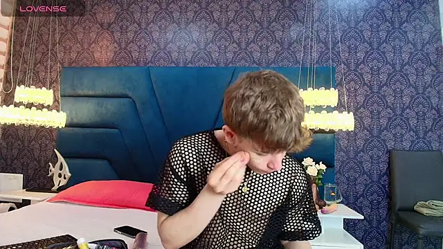 Snapshot of TaylerWhite chatting on 16, 1, 2026 TaylerWhite online show from 16, 1, 2026