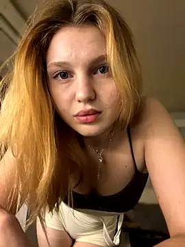 Emaline Fane online show from 28, 11, 2025