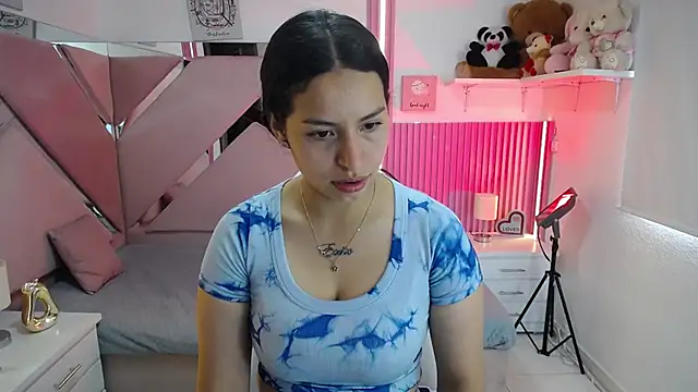 Snapshot of Mia_garcia28 chatting on 6, 6, 2026 Mia garcia28 online show from 6, 6, 2026