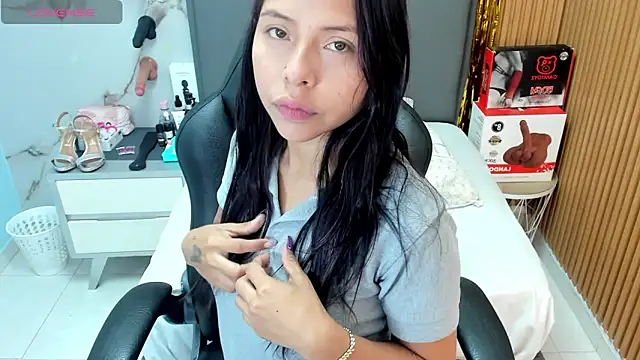 Isisleroy1 online show from 24, 2, 2026