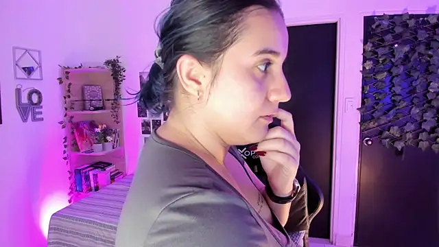 Snapshot of Lana_Herondale chatting on 26, 11, 2025 Lana Herondale online show from 26, 11, 2025