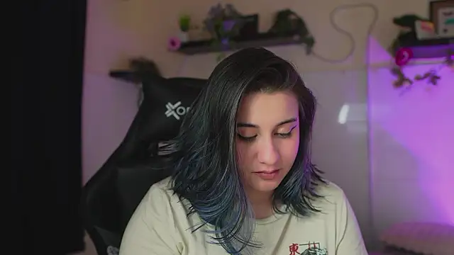 Lana Herondale online show from 5, 3, 2026