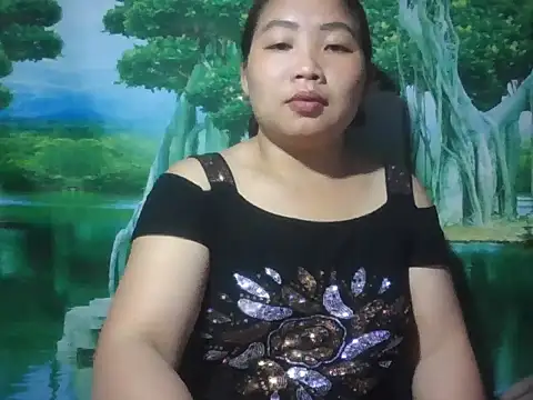 Snapshot of PhamPhung chatting on 9, 9, 2025 PhamPhung online show from 9, 9, 2025