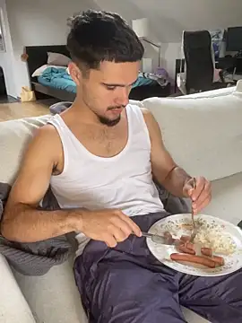 Snapshot of los_freaky chatting on 7, 10, 2025 los freaky online show from 7, 10, 2025