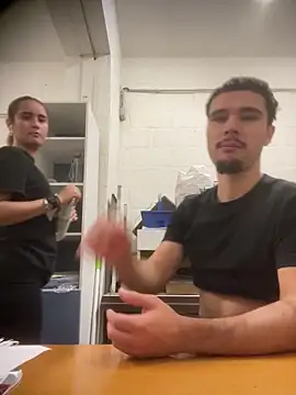 Snapshot of los_freaky chatting on 19, 10, 2025 los freaky online show from 19, 10, 2025