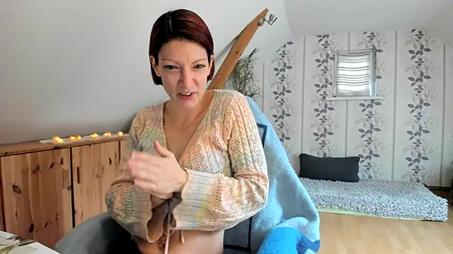 Axunamun online show from 6, 10, 2025