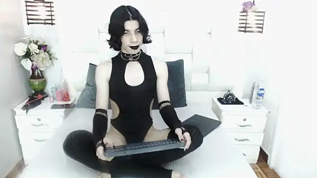 Atley Dolly online show from 12, 9, 2025