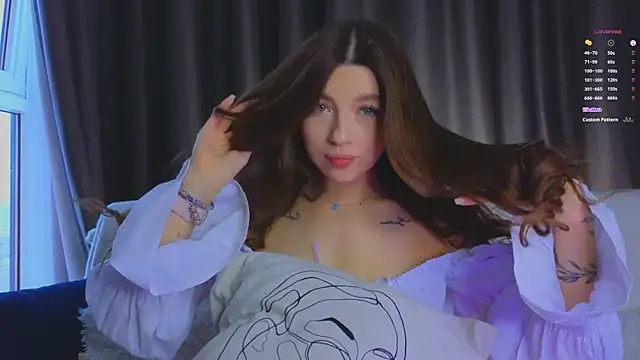 VirginiaHouston online show from 12, 11, 2025