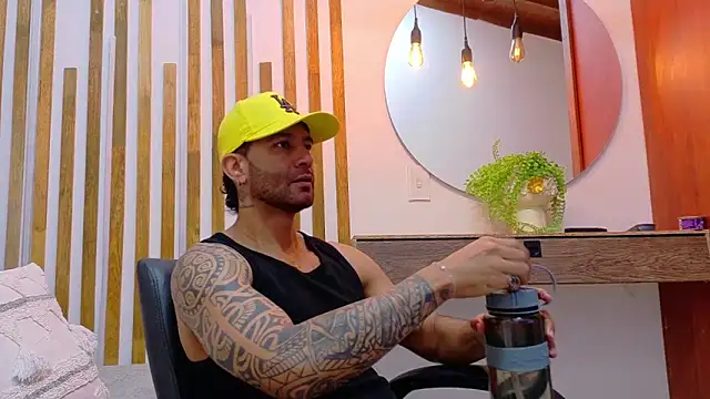 Snapshot of yorbymaxx chatting on 16, 2, 2026 yorbymaxx online show from 16, 2, 2026