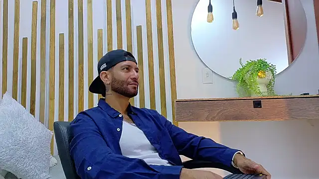 Snapshot of yorbymaxx chatting on 19, 2, 2026 yorbymaxx online show from 19, 2, 2026