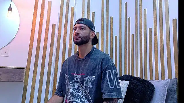 Snapshot of yorbymaxx chatting on 3, 3, 2026 yorbymaxx online show from 3, 3, 2026