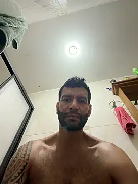 Snapshot of yorbymaxx chatting on 5, 3, 2026 yorbymaxx online show from 5, 3, 2026