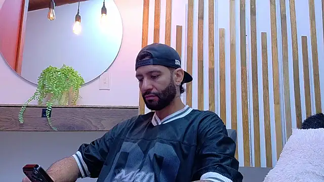 Snapshot of yorbymaxx chatting on 6, 3, 2026 yorbymaxx online show from 6, 3, 2026