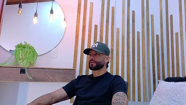 Snapshot of yorbymaxx chatting on 17, 3, 2026 yorbymaxx online show from 17, 3, 2026