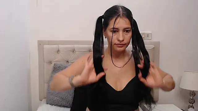 Snapshot of Taliana21 chatting on 10, 6, 2026 Taliana21 online show from 10, 6, 2026