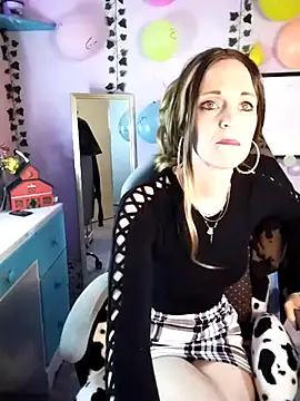 Purple2StayThnxx online show from 29, 9, 2025