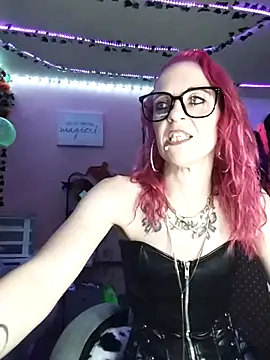 Purple2StayThnxx online show from 14, 10, 2025