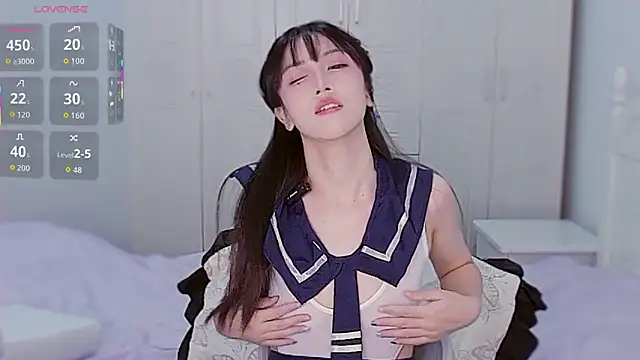 XiaoNana  online show from 1, 10, 2025