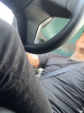 Snapshot of X_es_SL chatting on 15, 10, 2025 X es SL online show from 15, 10, 2025