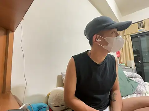 Snapshot of boyjoe10 chatting on 13, 4, 2026 boyjoe10 online show from 13, 4, 2026