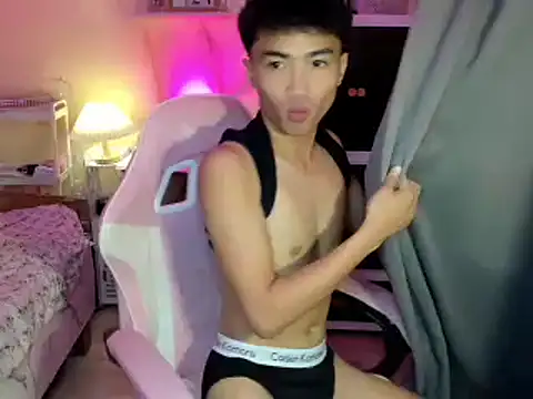 Snapshot of yourhotpinoy chatting on 21, 10, 2025 yourhotpinoy online show from 21, 10, 2025