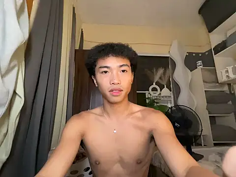 Snapshot of yourhotpinoy chatting on 10, 4, 2026 yourhotpinoy online show from 10, 4, 2026