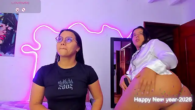 Snapshot of Dilan_and_Mia chatting on 8, 1, 2026 Dilan and Mia online show from 8, 1, 2026