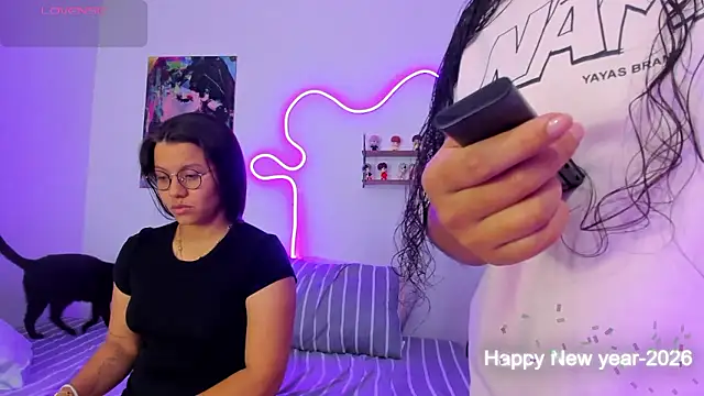 Snapshot of Dilan_and_Mia chatting on 15, 1, 2026 Dilan and Mia online show from 15, 1, 2026