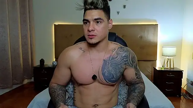 Snapshot of Steven_Velez chatting on 21, 9, 2025 Steven Velez online show from 21, 9, 2025