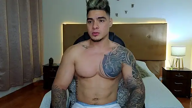 Snapshot of Steven_Velez chatting on 28, 9, 2025 Steven Velez online show from 28, 9, 2025