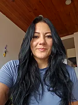 Snapshot of karla_valk1 chatting on 21, 4, 2026 karla valk1 online show from 21, 4, 2026