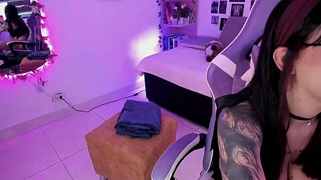 Liz rogers x online show from 9, 11, 2025