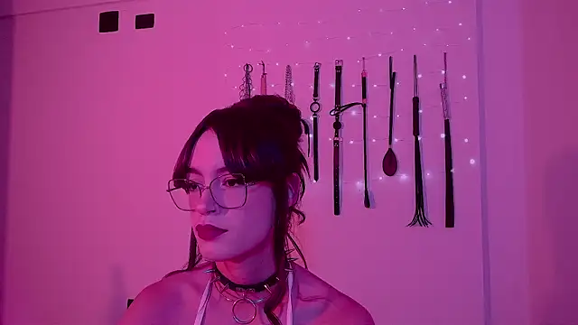 Snapshot of nina_kink chatting on 23, 5, 2026 nina kink online show from 23, 5, 2026