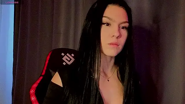 Snapshot of kara_liffe chatting on 14, 1, 2026 kara liffe online show from 14, 1, 2026