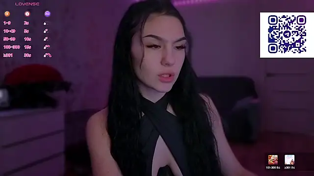 Snapshot of kara_liffe chatting on 17, 3, 2026 kara liffe online show from 17, 3, 2026