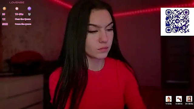 Snapshot of kara_liffe chatting on 9, 4, 2026 kara liffe online show from 9, 4, 2026