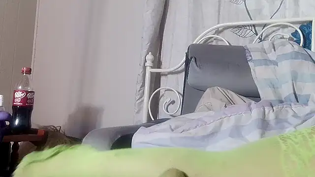 Snapshot of g0lden_are0las89 chatting on 9, 3, 2026 g0lden are0las89 online show from 9, 3, 2026