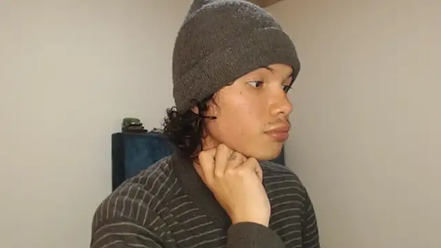 Xoxo Smiles online show from 10, 9, 2025