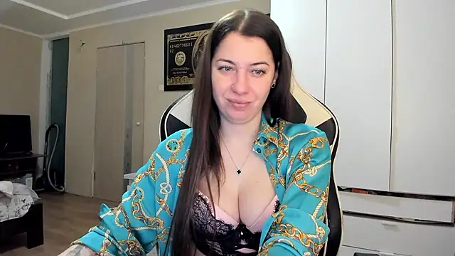 EmiLovsi online show from 19, 1, 2026