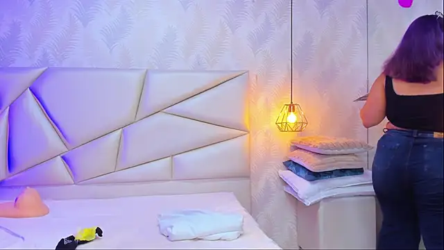 Snapshot of lulukawai16 chatting on 15, 9, 2025 lulukawai16 online show from 15, 9, 2025