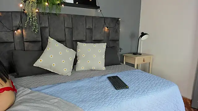 RiriiBrunette   online show from 26, 9, 2025