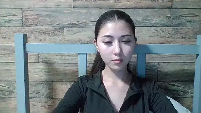 Snapshot of Virginia_Hicks chatting on 3, 10, 2025 Virginia Hicks online show from 3, 10, 2025