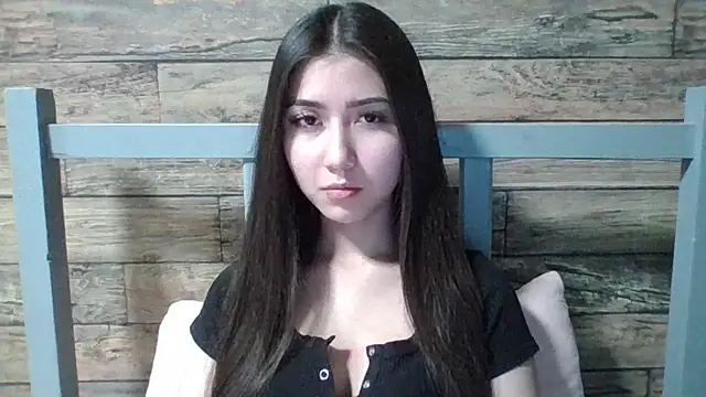 Snapshot of Virginia_Hicks chatting on 28, 11, 2025 Virginia Hicks online show from 28, 11, 2025