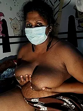 Snapshot of samadi18 chatting on 15, 4, 2026 samadi18 online show from 15, 4, 2026