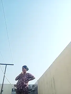 Snapshot of NISHU-TELUGU chatting on 12, 4, 2026 NISHU-TELUGU online show from 12, 4, 2026