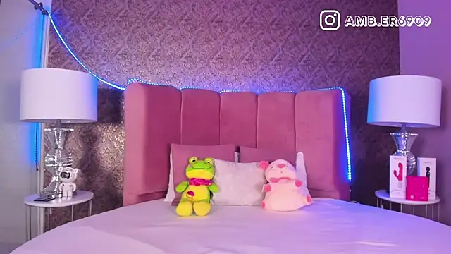 amber sparkle online show from 19, 3, 2026