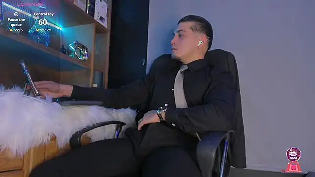 Snapshot of Gael_williams1 chatting on 8, 10, 2025 Gael williams1 online show from 8, 10, 2025